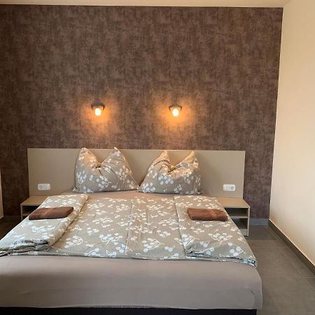 Balaton Apartmanhaz Siófok Eksteriør bilde