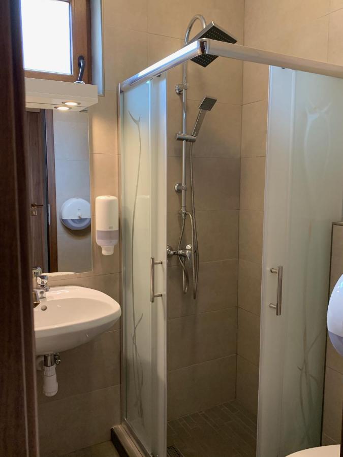 Balaton Apartmanhaz Siófok Eksteriør bilde