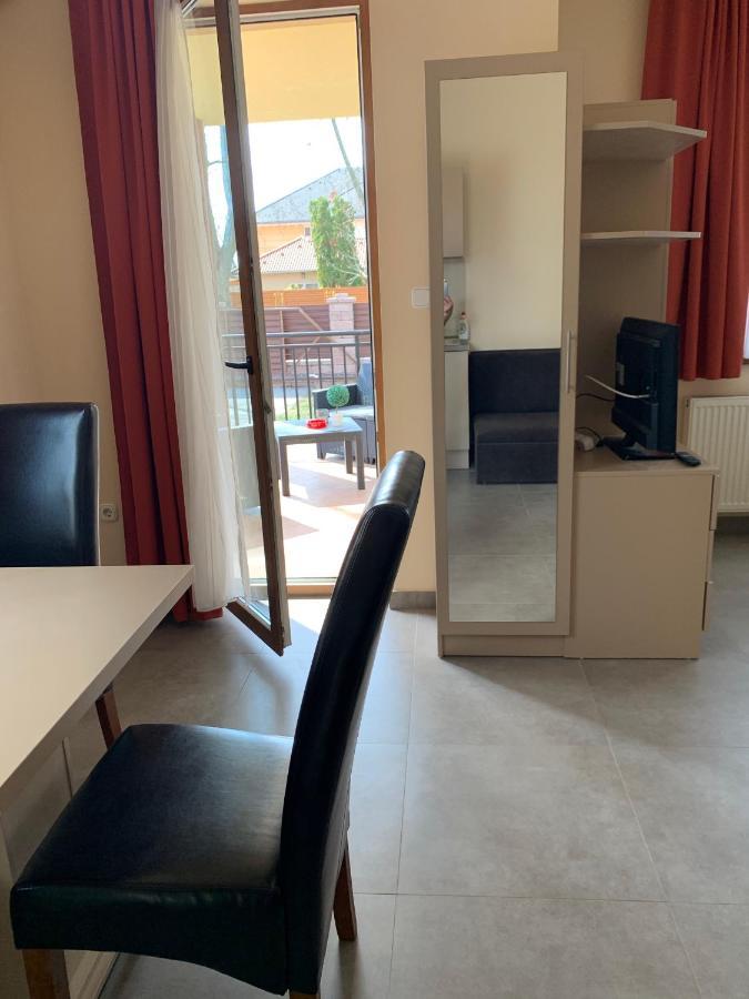 Balaton Apartmanhaz Siófok Eksteriør bilde