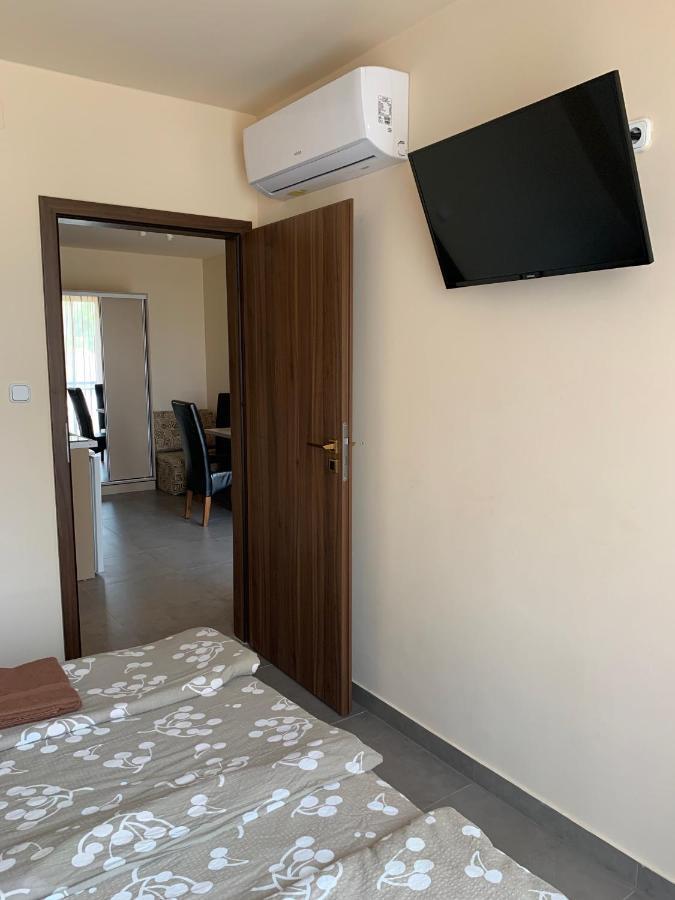 Balaton Apartmanhaz Siófok Eksteriør bilde